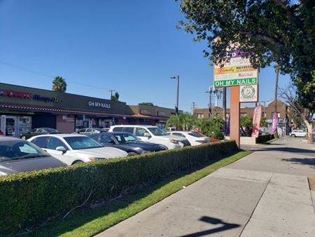 Retail space for Rent at 4701 S Broadway in Los Angeles