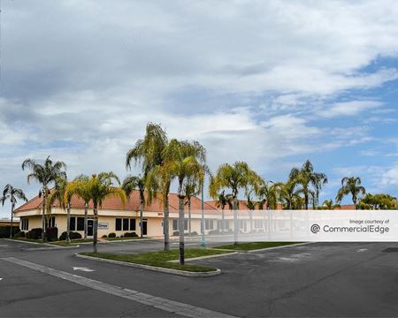 Photo of commercial space at 7405 North Cedar Avenue in Fresno