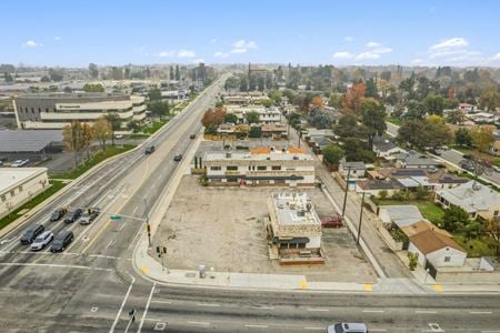 Other space for Rent at 1652-1656 Oak Street in Bakersfield