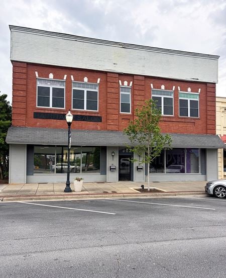 Retail space for Rent at 321 Main Street in Seneca