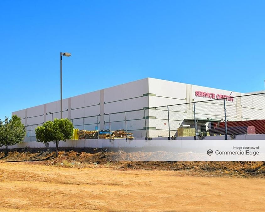 Hesperia Distribution Center - 10200 Amargosa Road, Hesperia, CA