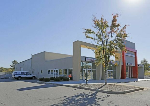 Upstairs Office Suites for Lease