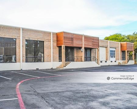 Industrial space for Rent at 1350 Manufacturing Street in Dallas