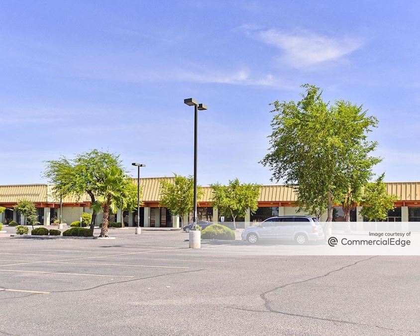Walgreens Plaza - Aldi