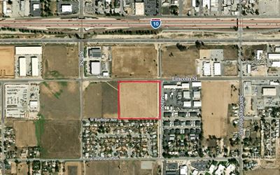 8.9 Acres For Sale 1 Block from I-10 Freeway! Excellent Location.