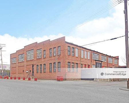 Photo of commercial space at 229 North Franklintown Road in Baltimore