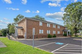 Medical Office Steps from Cape Fear Valley Medical Center