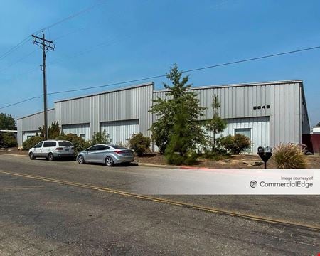 Industrial space for Rent at 5646 West Barstow Avenue in Fresno