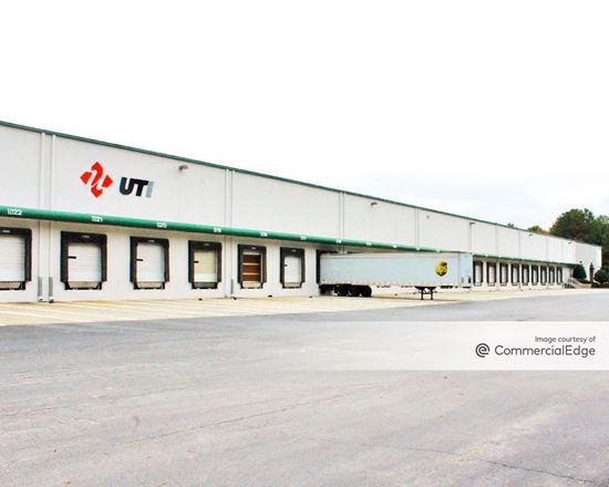 1100 Laval Blvd