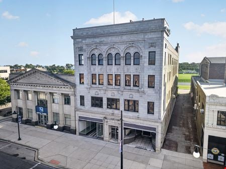 Retail space for Sale at 573 Broadway in Lorain