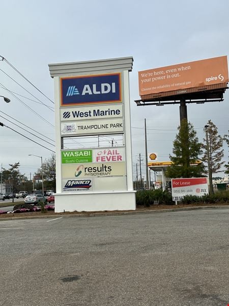 Retail space for Rent at 3680 Airport Boulevard in Mobile