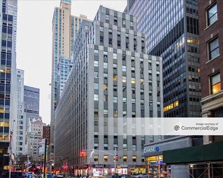Retail space for Rent at 125 Maiden Lane in New York