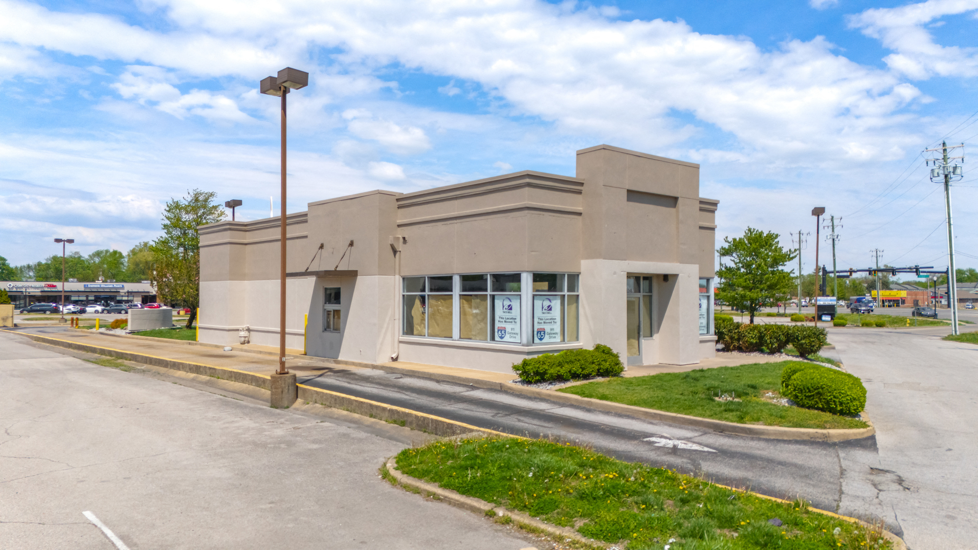1487 E 10Th St, Jeffersonville, IN 47130