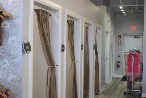 1,828 SF Retail Sublease Available
