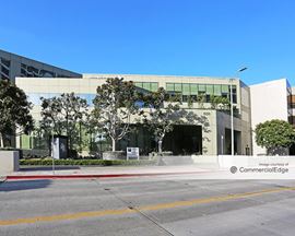 8350 Wilshire Blvd