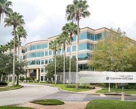 Colonial Center 200 at TownPark