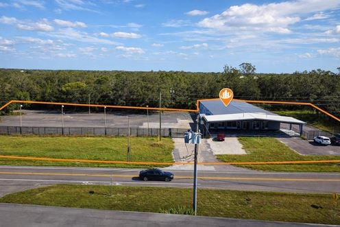 Sebring 15,277 SF Commercial Warehouse