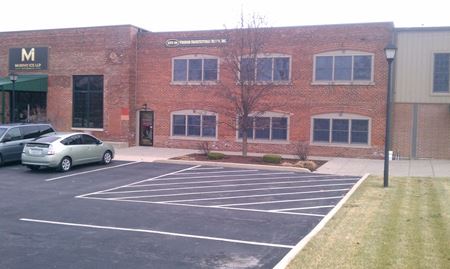 Photo of commercial space at 2020 E. Washington Blvd in Fort Wayne