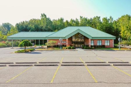 Retail space for Rent at 37451 Ecorse Rd in Romulus
