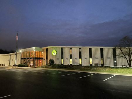 Industrial space for Sale at 301 Richardson Dr in Lancaster