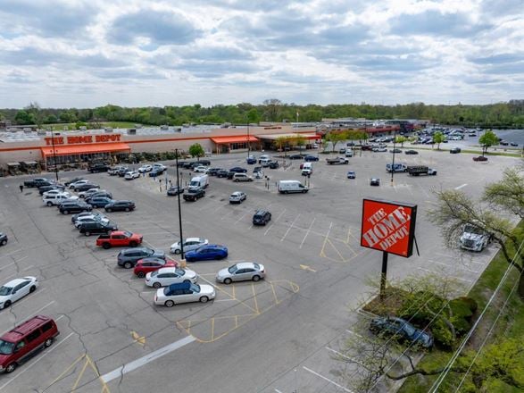 2135-2251 Belvidere Rd, Waukegan, IL