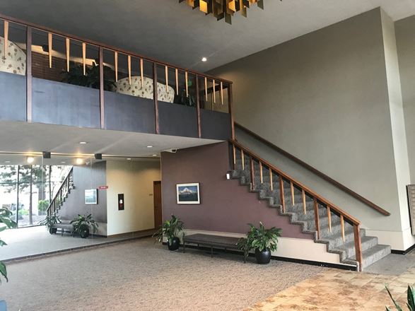 Park Plaza West