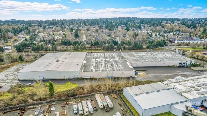 Northeast Portland Industrial for Sublease │ ±186,116 Square Feet