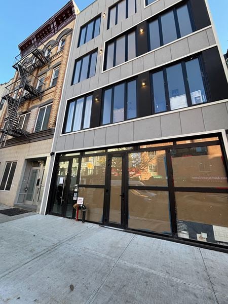Retail space for Rent at 96 Moore St in Brooklyn