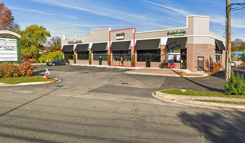950 SF Retail Space across from Mt Vernon Plaza