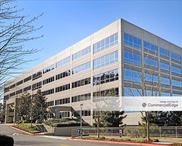 Newport Corporate Center - Four Newport