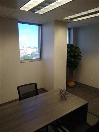Workstyle Flexible Spaces - 2000 Crawford St