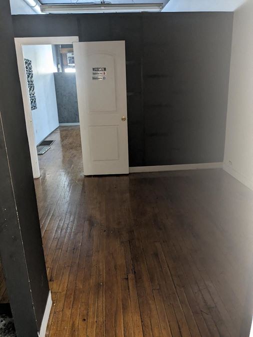 1527 W. Irving Park Road Chicago