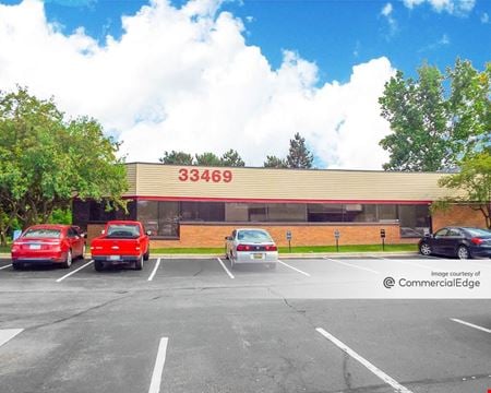 Office space for Rent at 33469 West 14 Mile Road in Farmington Hills
