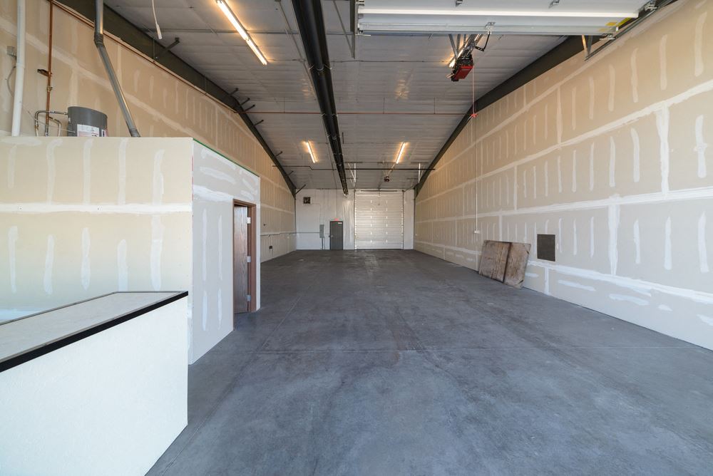 7100 Commercial Ave