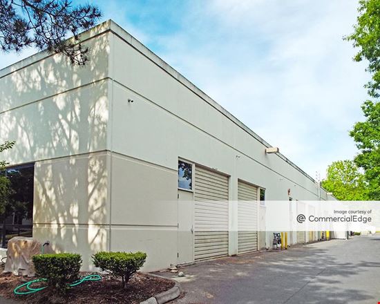 RH Northcreek Business Center - Buildings 4, 5 & 6