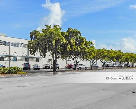 Industrial space for Rent at 6891 NW 74th Street in Medley