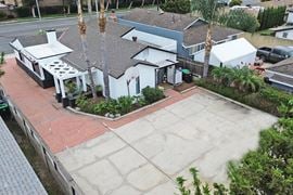STAND-ALONE PROFESSIONAL OFFICE BUILDING | TUSTIN - NEAR IRVINE