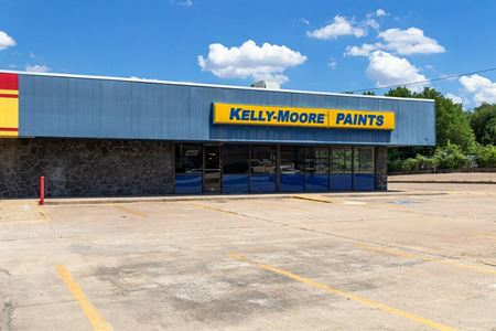 Retail space for Rent at 3101 Alta Mere Dr in Fort Worth