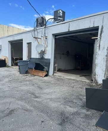 831 SE 1st Way
