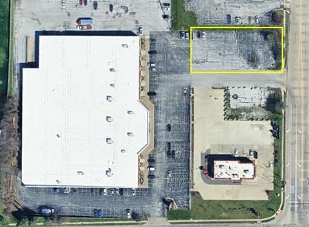 Other space for Sale at 1320 W Kimberly Rd in Davenport