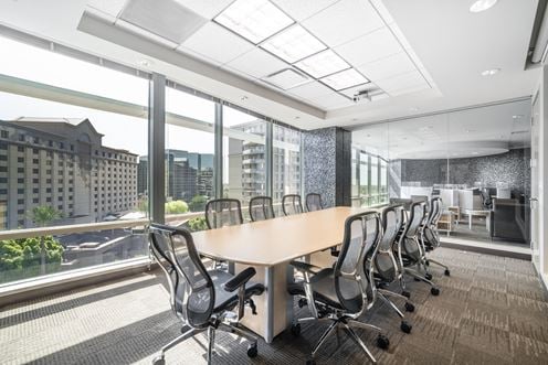 Regus - Phoenix 24th and Camelback