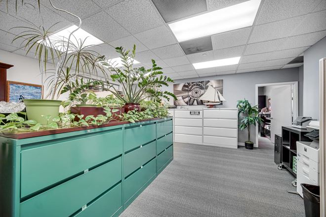 1S443 Summit Ave, Suite 205, Oakbrook Terrace, IL 60181