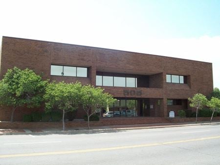 Downtown Office Space with Doorside Parking - Wichita