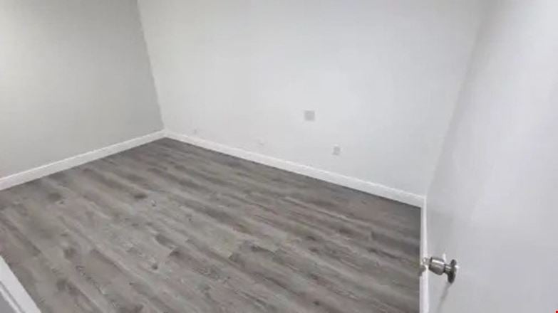 962 SF Suite 207 Professional and Medical Office Space