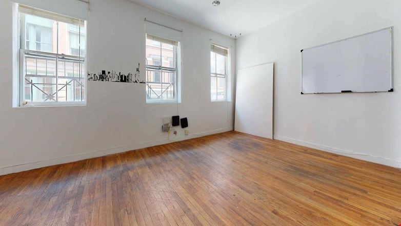 39-41 Wooster St