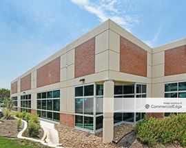 The Oaks at University Business Park - Building 4
