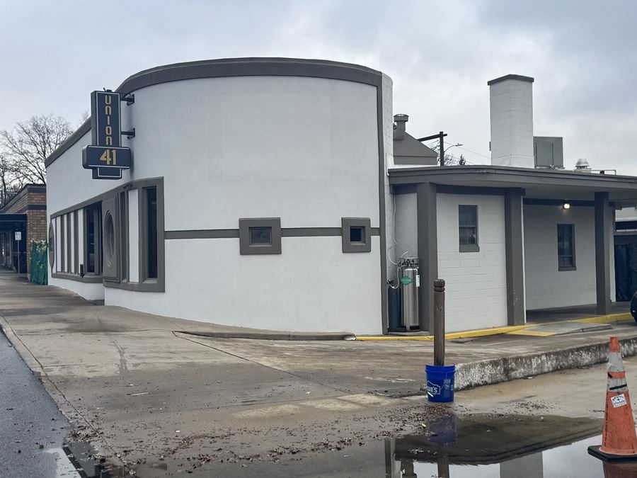 Restaurant Building Available
