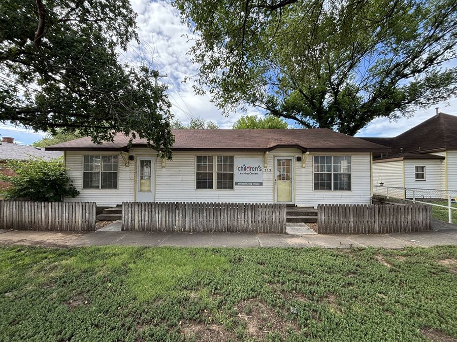 1701 S Van Buren St