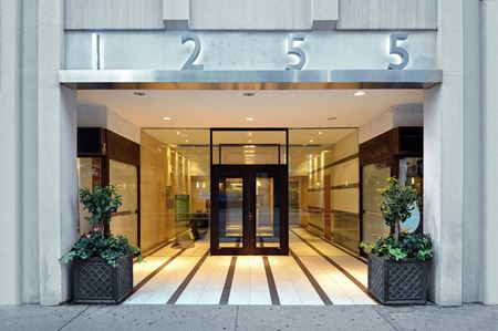 500      Space Photo Gallery 2