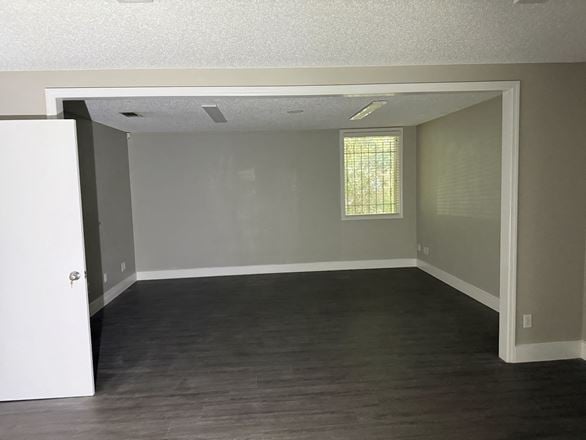 Starting Gate Office Complex